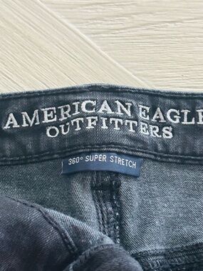 American Eagle Outfitters Dark Gray 360° Super Stretch Jeans
